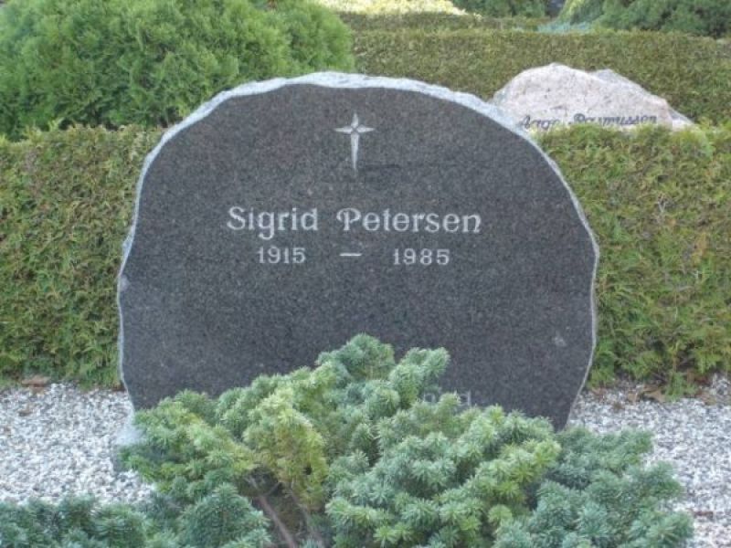 Sigrid Petersen.jpg